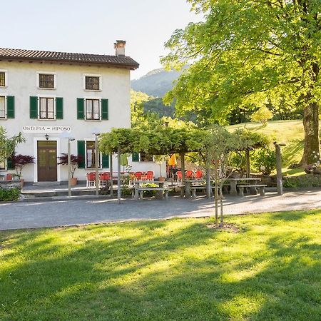 Ostello & Camping Riposo Hotell Losone Exteriör bild